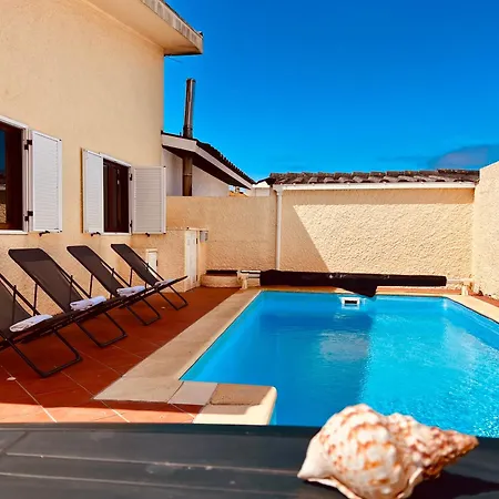 Villa & Pool House @ Mindelo Vila Cha (Porto)
