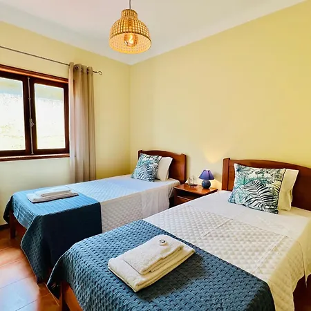 Villa & Pool House @ Mindelo